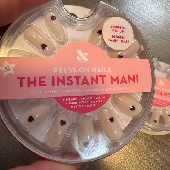 Olive & June Press Ons - Picture 2 of 2